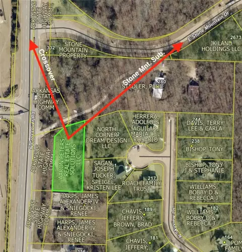236 N Crossover Rd, Fayetteville, AR 72701