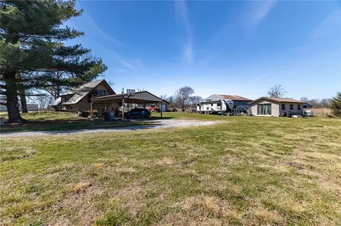 Exterior - 9628 Ruby Hall Rd, Gentry, AR 72734 photo 3 of 12