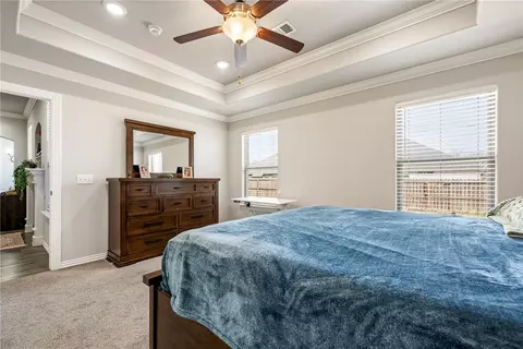 Bedroom - 450 Holly St, Centerton, AR 72719 photo 2 of 4