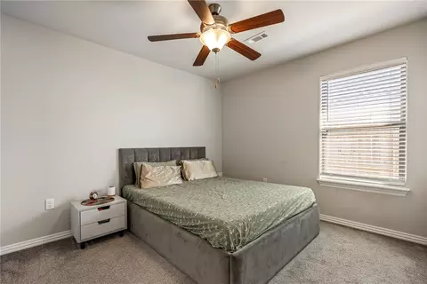 Bedroom - 450 Holly St, Centerton, AR 72719 photo 3 of 4