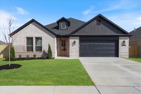 6806 SW Basswood Ave, Bentonville, AR 72713