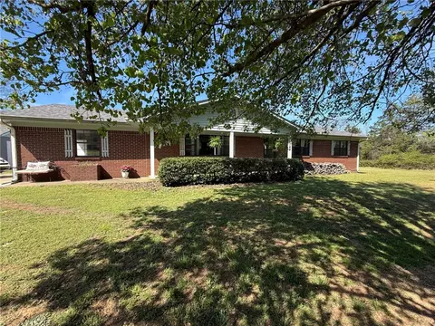 6697 Buck Mountain Rd, Dover, AR 72837