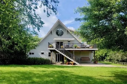 8252 Larue Rd, Rogers, AR 72756