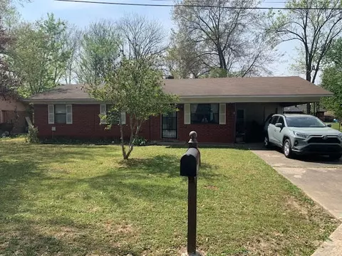 1204 S Ithaca Ave, Russellville, AR 72801