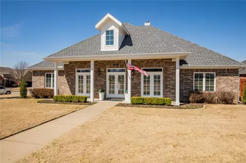 384 Bella Toscana St, Springdale, AR 72762