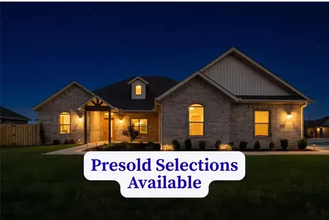 2412 Charles St, Pea Ridge, AR 72751