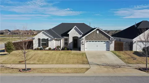 4394 W Barhem Dr, Fayetteville, AR 72704
