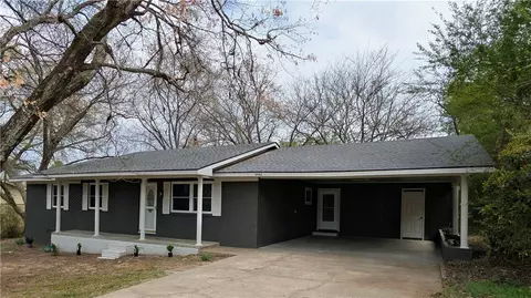 2902 N Erie Ave, Russellville, AR 72802