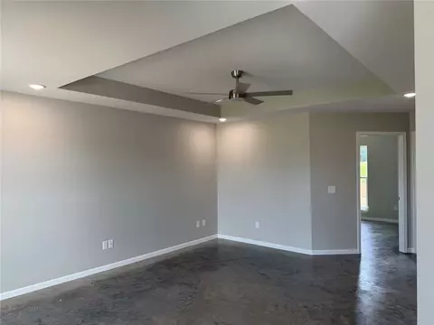 Living - 186 Stella Ct, Harrison, AR 72601 photo 1 of 3