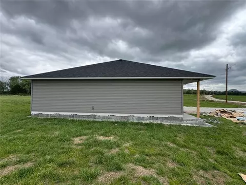 Exterior - 186 Stella Ct, Harrison, AR 72601 photo 8 of 11