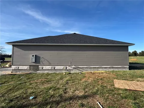 Exterior - 186 Stella Ct, Harrison, AR 72601 photo 7 of 11