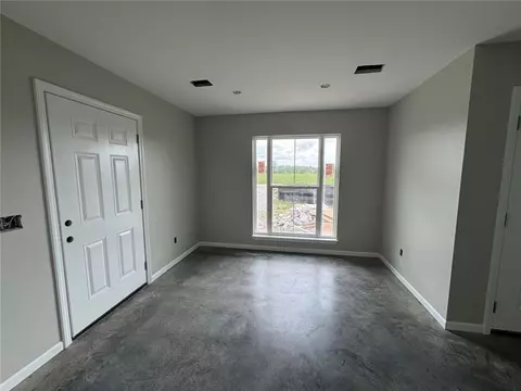 Living - 186 Stella Ct, Harrison, AR 72601 photo 1 of 3