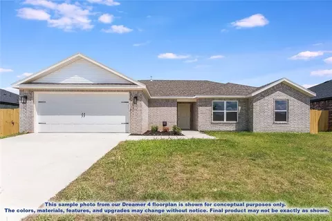1024 Marquis Ave, Lowell, AR 72745