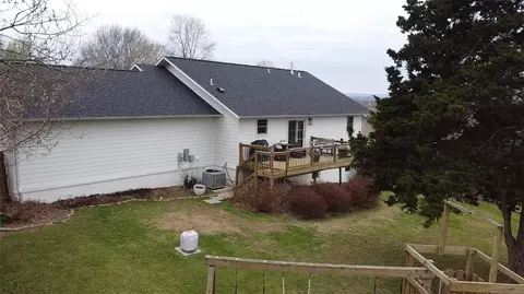 Exterior - 203 Pebble Beach Dr, Harrison, AR 72601 photo 3 of 4