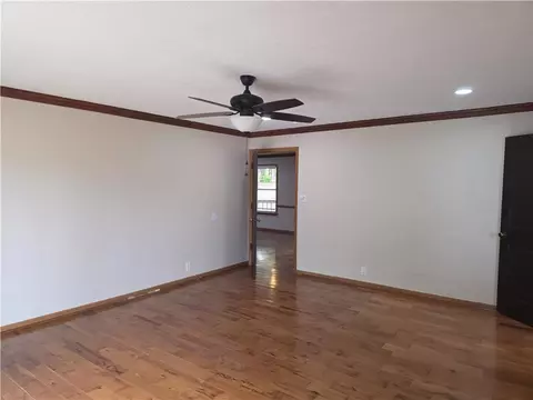 Living - 18772 Davis Rd, Rogers, AR 72756 photo 11 of 11