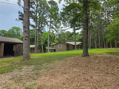 Exterior - 18772 Davis Rd, Rogers, AR 72756 photo 9 of 16