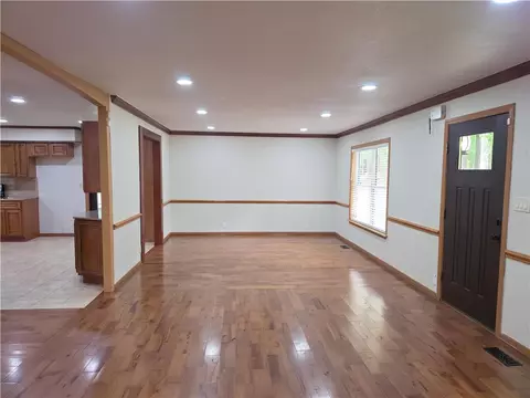 Living - 18772 Davis Rd, Rogers, AR 72756 photo 1 of 11