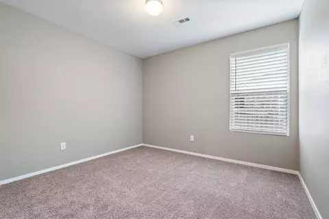 Bedroom - 7851 Bridgegate Ave, Springdale, AR 72762 photo 3 of 4