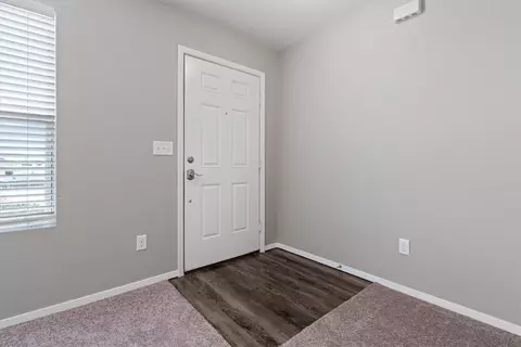 Entry Way - 7851 Bridgegate Ave, Springdale, AR 72762 photo 1 of 1