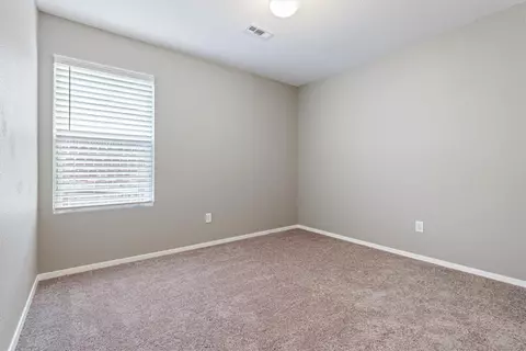 Bedroom - 7851 Bridgegate Ave, Springdale, AR 72762 photo 4 of 4