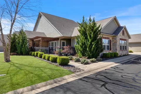 2402 SW Coues Cv, Bentonville, AR 72713