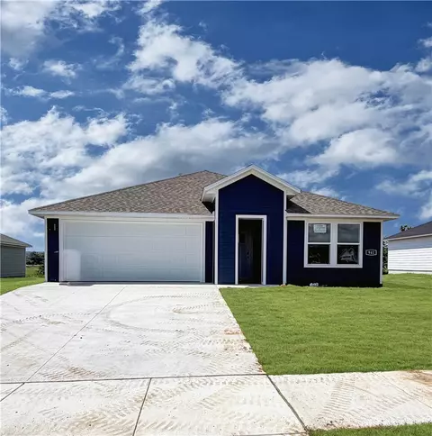 941 Sagely St, Prairie Grove, AR 72753