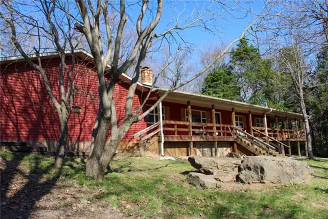 3778 Cherokee Ln, Harrison, AR 72601