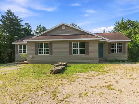 895 Flamingo Ln, Eureka Springs, AR 72631