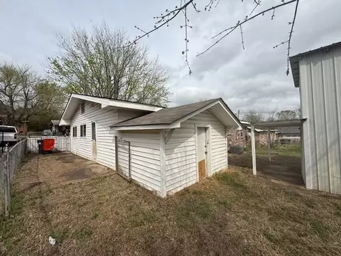 Exterior - 1901 Kris Dr, Ozark, AR 72949 photo 3 of 3