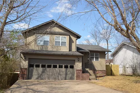 1519 Summerhill Ct, Harrison, AR 72601