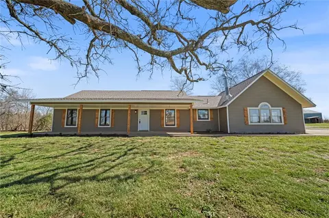 8120 N Coffelt Cemetery Rd, Bentonville, AR 72713