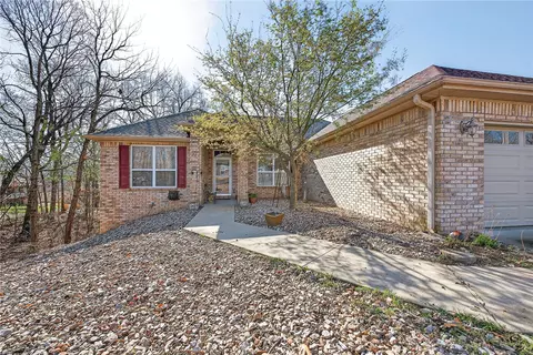 3 Eyemouth Dr, Bella Vista, AR 72715