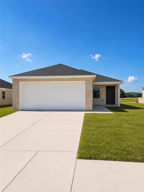 535 E Boston St, Prairie Grove, AR 72753