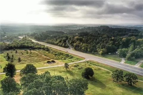 2497 E Aarons Dr, Springdale, AR 72764 photo 11