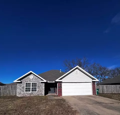 1220 Shiraz Dr, Centerton, AR 72719