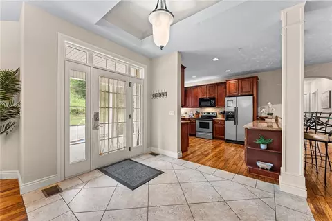 Entry Way - 128 Mulligan Ct, Branson, MO 65616 photo 1 of 3