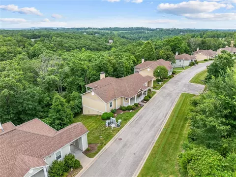 View/Area - 128 Mulligan Ct, Branson, MO 65616 photo 1 of 9