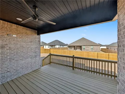 2023 S O St, Fort Smith, AR 72901