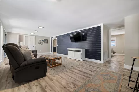 Living - 219 Nc 8154, Jasper, AR 72641 photo 1 of 1