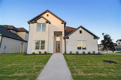 Exterior - 431 Hedge Dr, Centerton, AR 72719 photo 5 of 5