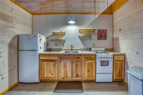 Kitchen - Undisclosed, Marble Falls, AR 72648 photo 1 of 4