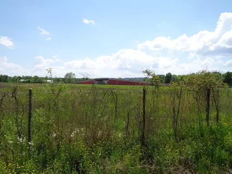 Parkway, Russellville, AR 72802