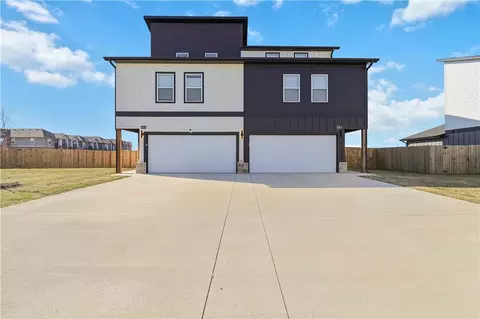 1303 SW Poigai #1 & 2, Bentonville, AR 72713