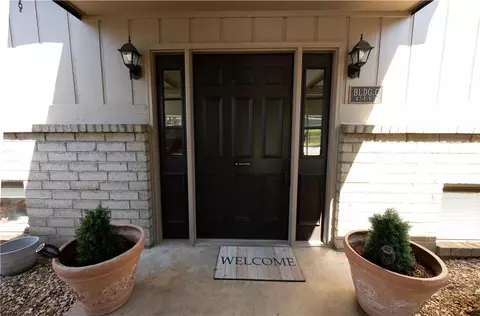 16810 Heritage Bay Rd C-8 Rd, Rogers, AR 72756