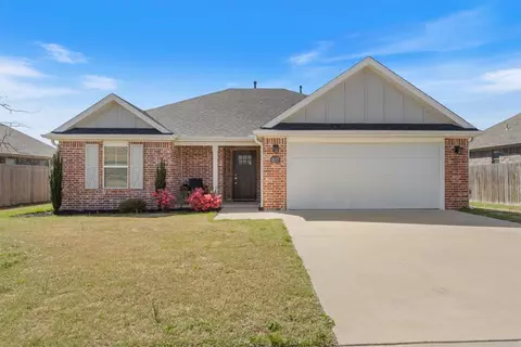 1037 Jameson St, Springdale, AR 72762