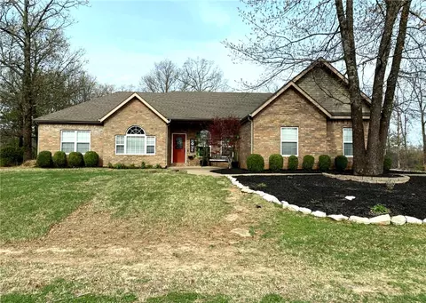 1 Elder Ln, Bella Vista, AR 72714