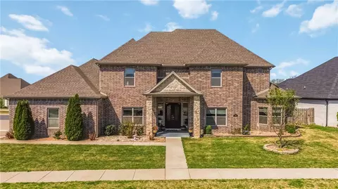 4606 SW Barton St, Bentonville, AR 72713
