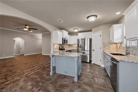 Kitchen - 3738 Solitude St, Springdale, AR 72764 photo 1 of 2