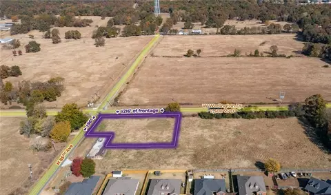 W Wedington Drive, Fayetteville, AR 72704