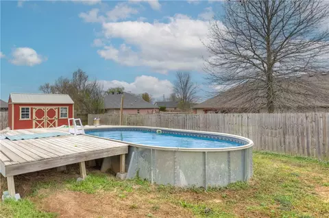 Exterior - 2071 Fields Cv, Pea Ridge, AR 72751 photo 6 of 8